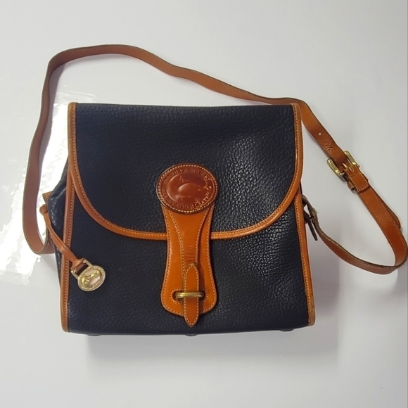 Dooney & Bourke- Vintage & Rare- Navy Blue Tan Essex Leather Shoulder Crossbody - Picture 3 of 6